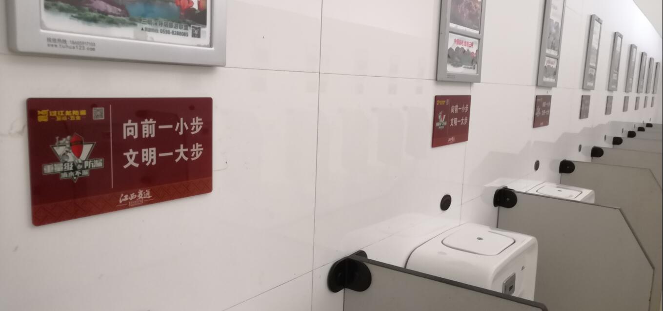 1538806770195737.jpg 18.jpg